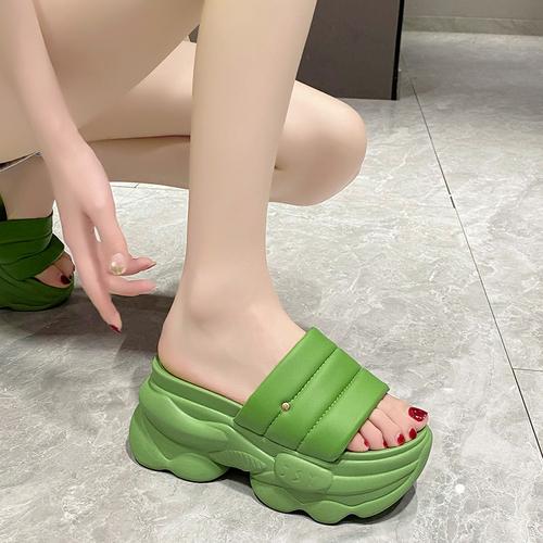 

модные женские летние сандалии 2024 новые плоские тапочки женские 8 см платформа клинья шлепанцы для женщин шлепанцы женская летняя обувь 39 зелёный