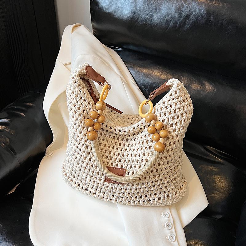 Holiday Style Woven Bag Women's 2025 Summer New Fashion Hollow Knitted Shoulder Bag Large Capacity Commuter Tote Bag
