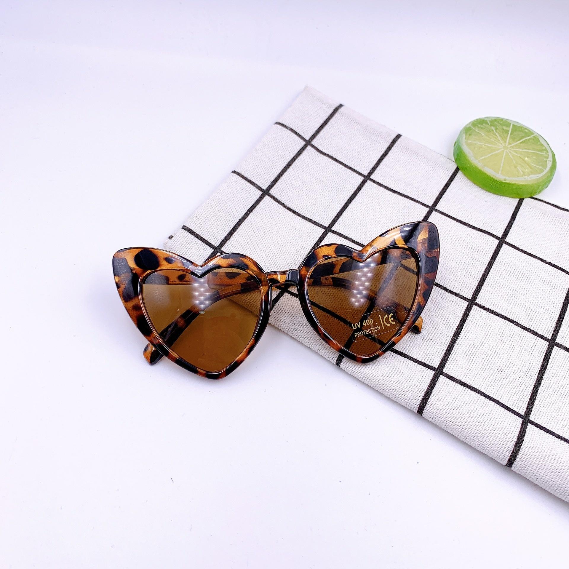 New Peach Heart Children s Frame Fashion Sunglasses Personality Boys and Girls Children s Glasses Sunglasses Outdoor Sunvisor цветной печати леопарда