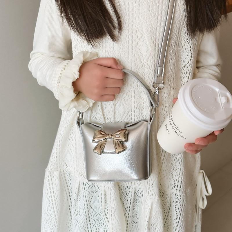 Adorable Girls Pu Bow Crossbody Bag Stylish Handbag Perfect For Toddlers With Cute Design