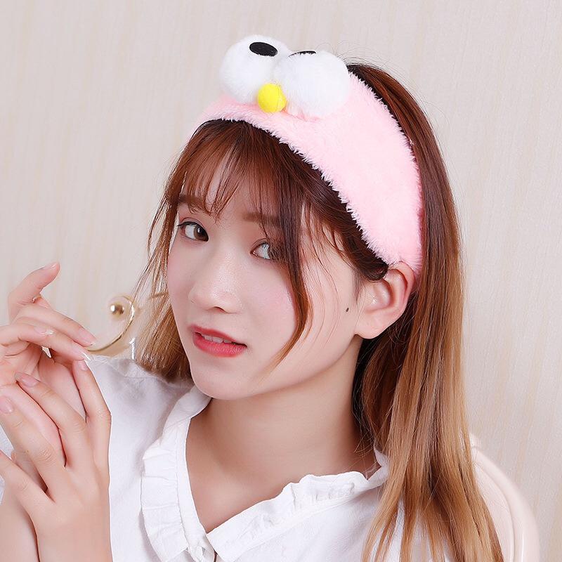 

Coral Fleece Bow Headband: Fluffy Microfiber Hairband for Face Washing and Makeup