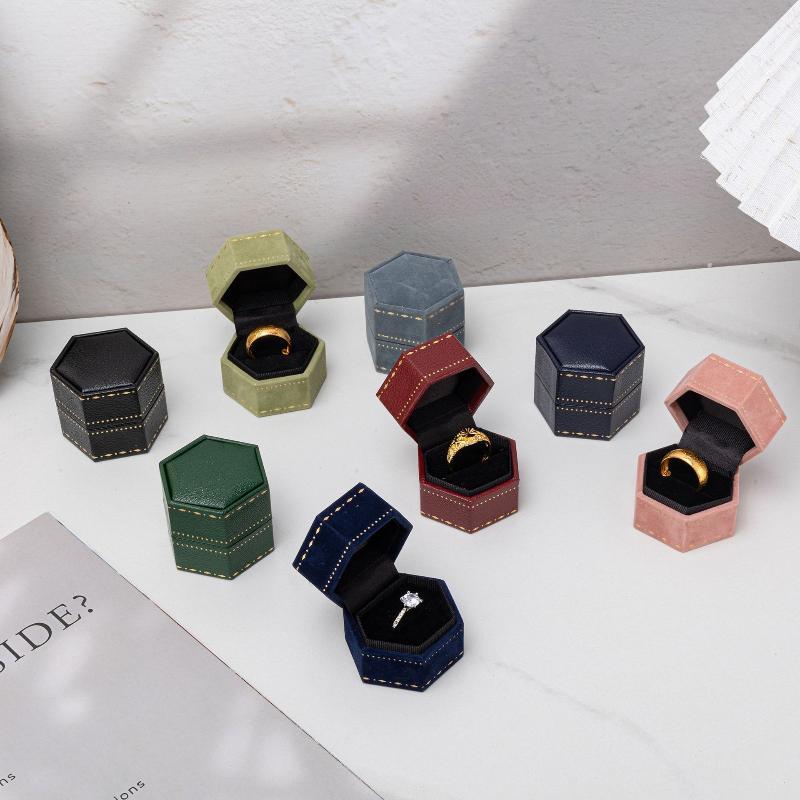 Luxury Soft Hexagon Velvet Vintage Single Ring Box Empty Jewelry Holder for Engagement Wedding Proposal Gift