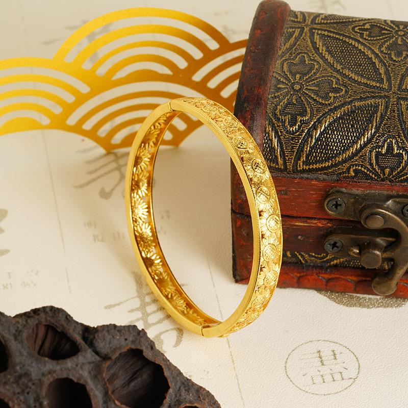 Sunflower Women s Temperament Chinese Style Sunflower Flower Buckle Bracelet 17CM
