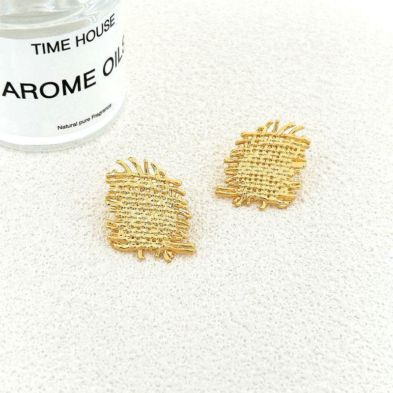 Fashion Linen Woven Irregular Earrings Stud Earrings золотой