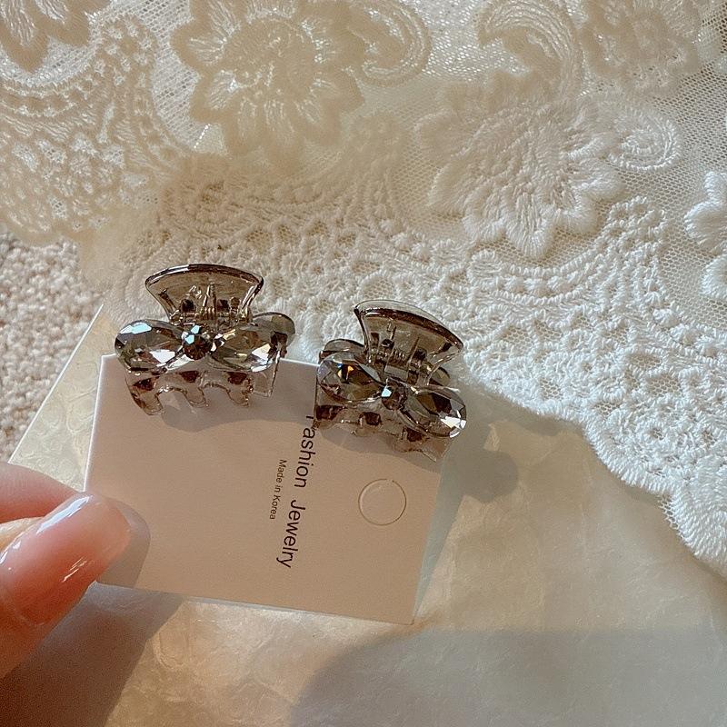 

Модная и Универсальная Мини-заколка-бантик для волос для женщин, Маленькая принцессная заколка, Элегантные и Очаровательные аксессуары для волос