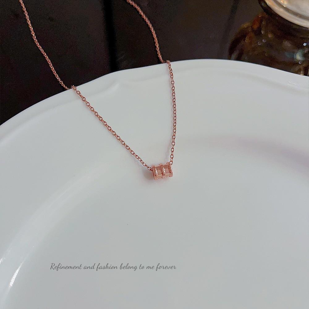 

Ожерелье с геометрическим ромбовидным кулоном с покрытием из 18-каратного золота: Модный титановый чокер для женщин