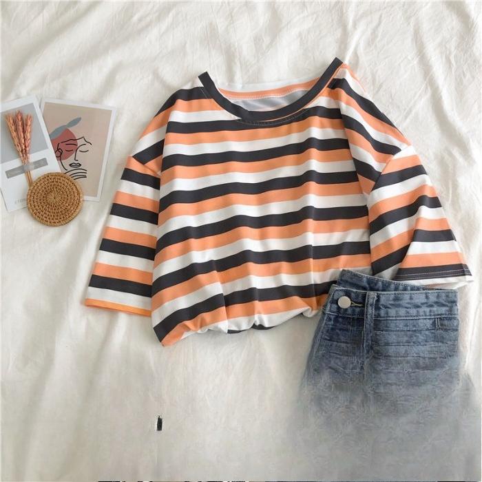 Summer Women's Colorful Stripes Casual Loose Short Sleeve Female T-shirt Y2k Tops Tees Women 90s T-shirts Harajuku Women T Shirt