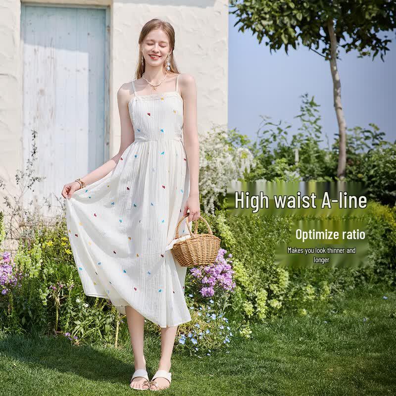 Xiangying Floral Embroidered Strappy A-Line Dress
