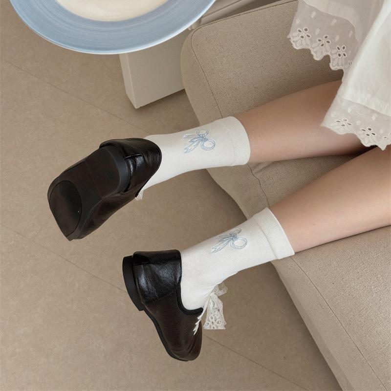 Female Spring and Summer Cloth Label Stripe Bow Shell Pearl Tube Pile Pile Cotton Socks