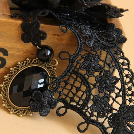 Lace Flower Gem Choker - Women's Fashion Necklace for Nightclubs and Bars