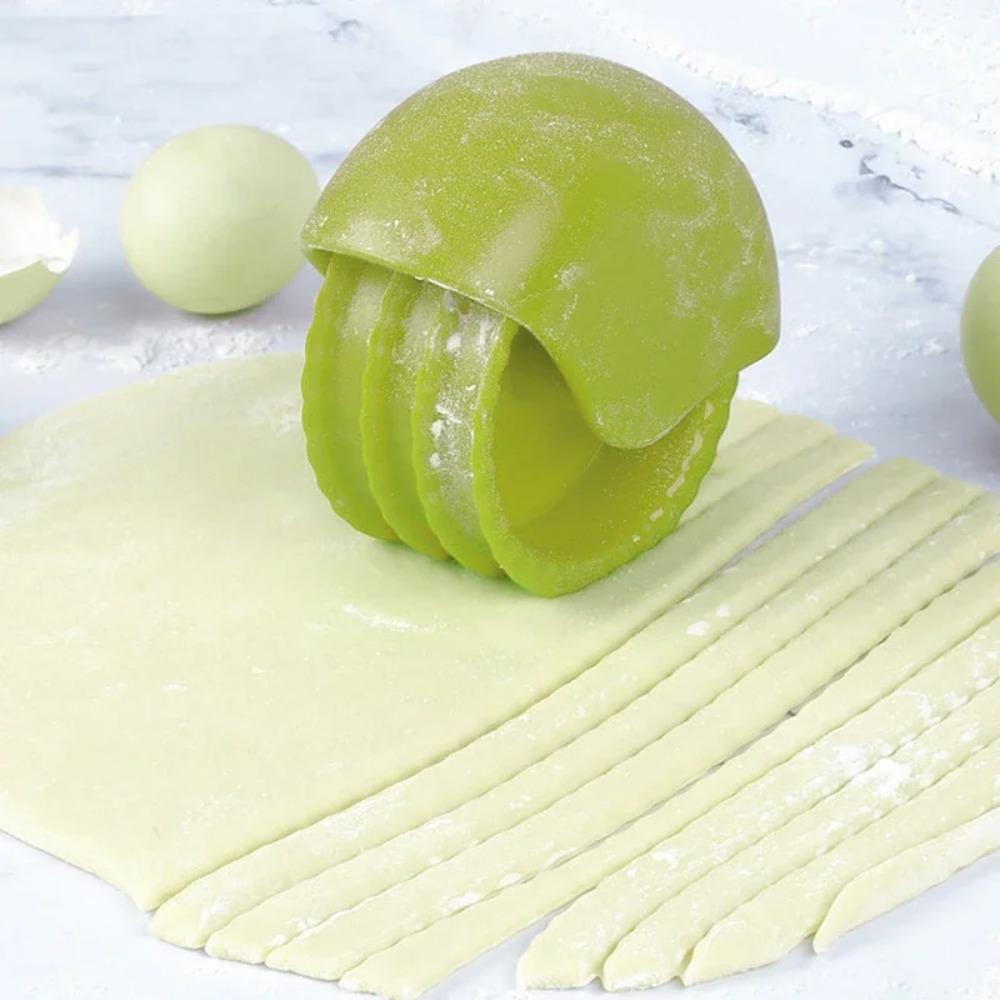 

Пластиковый прокручивающийся роликовый инструмент для выпечки зеленая форма для печенья домашняя пицца роликовый ролик равиоли