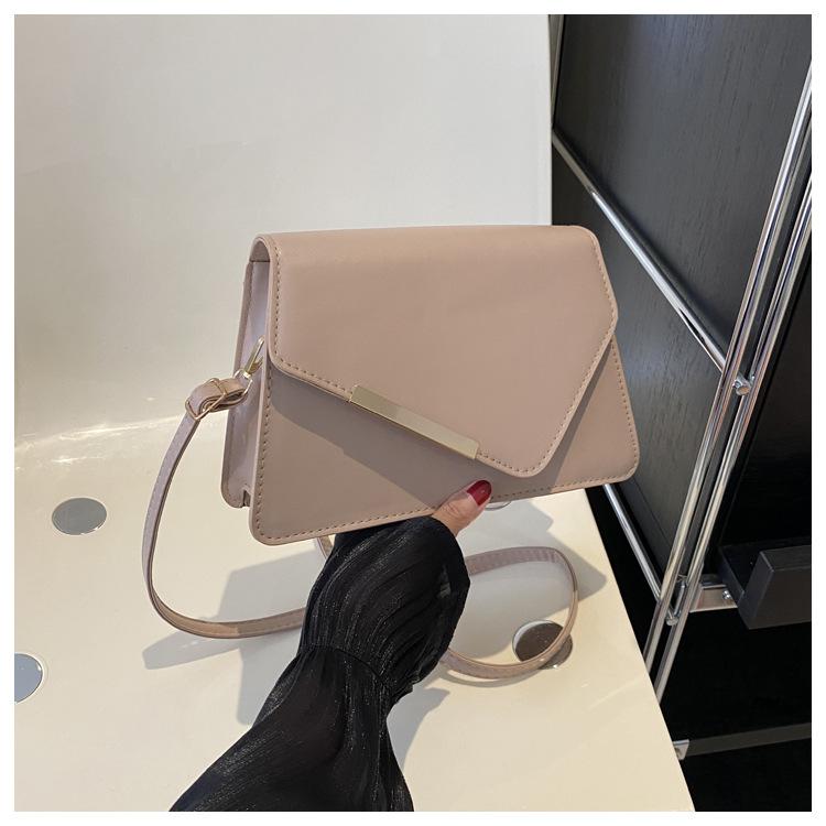 Solid Color New 2025 Autumn and Winter New Retro Simple Fashion Casual Contrasting Color Single Shoulder Oblique Span Small Square Bag