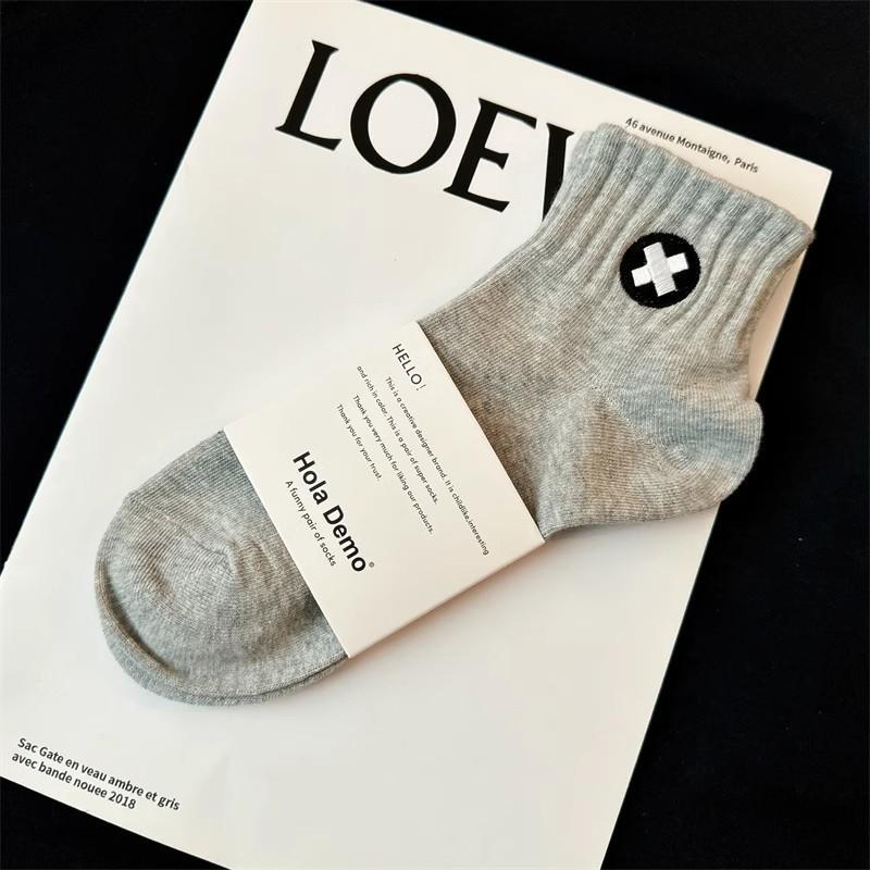 

Мужские короткие спортивные носки из хлопка с защитой от запаха - Летне-осенний стиль, Влагоотводящие, Белые One Size 39-44