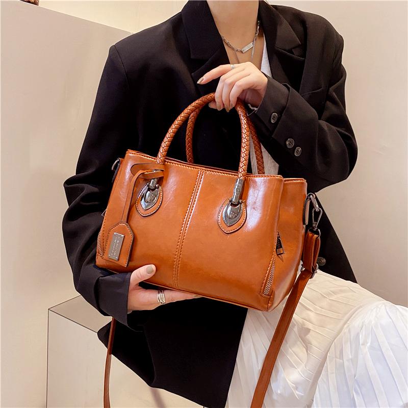 

Vintage Crossbody Bag Women s Handbag Large Capacity Underarm Bag синій