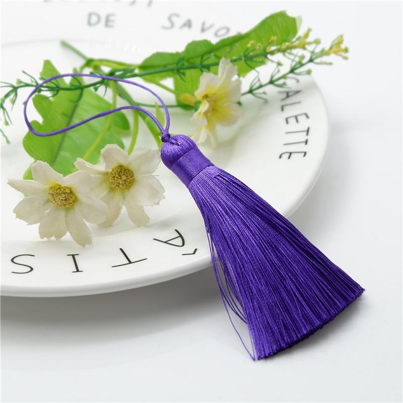 8 cm Kurzer Dicker Quaste Geschlossen Anti-Falten Vertikal Eis-Seide Kleine Quaste Hängendes Ohr Lesezeichen Kleidung Haarnadel Quaste Ohr
