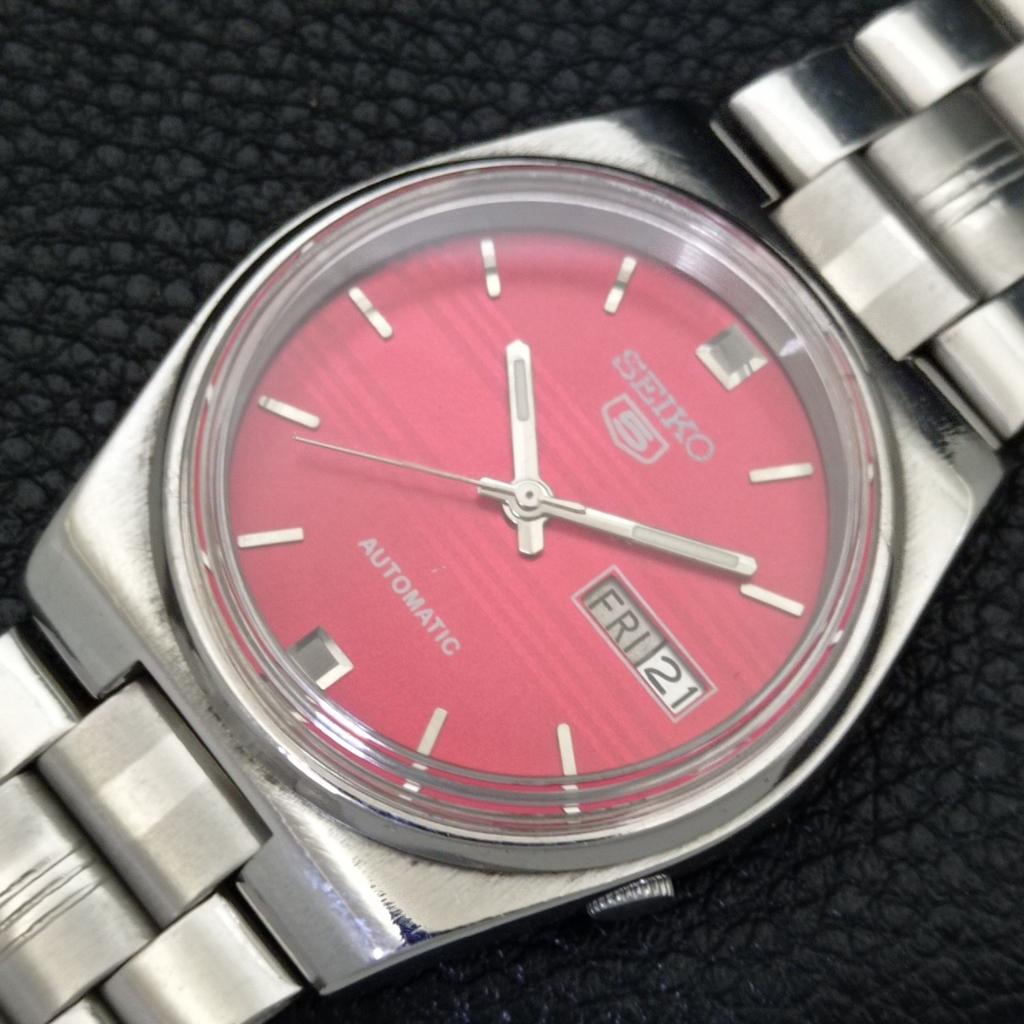 GENUINE VINTAGE SEIKO 5 AUTOMATIC 7009A JAPAN MENS RED DIAL WATCH A701675-5 R206c-a701675