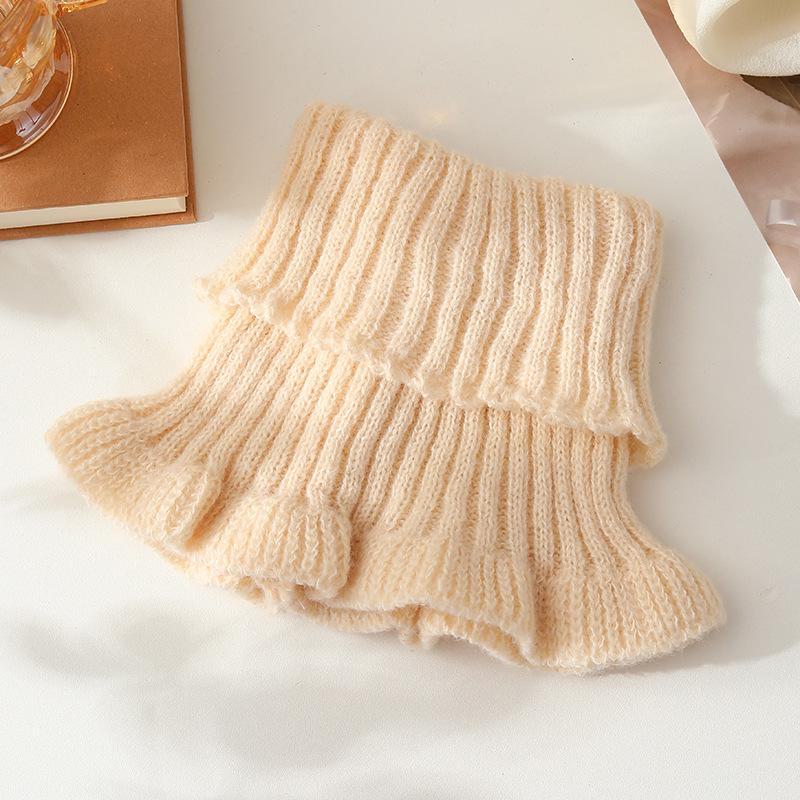 

Winter Women s Knitted Scarf: Warm, Windproof, High Collar Neck Cover In New Korean Style. One size бежевый
