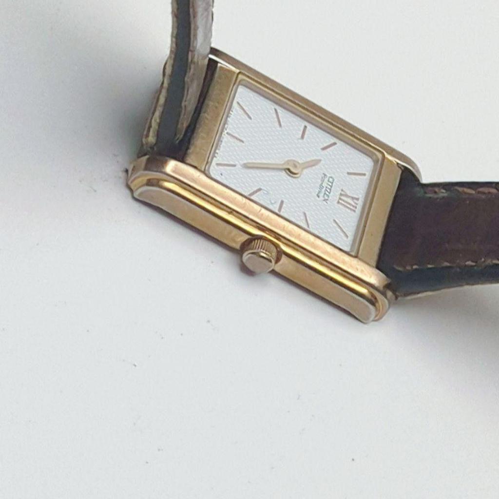 Used Working Item CITIZEN Eco-Drive Solar Ladies Square Vintage Gold Genuine Belt