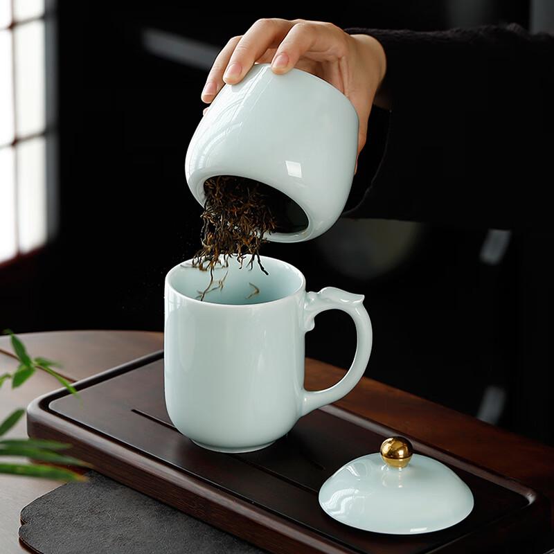 

Bayfangli Longquan Celadon Presidential Tea Set