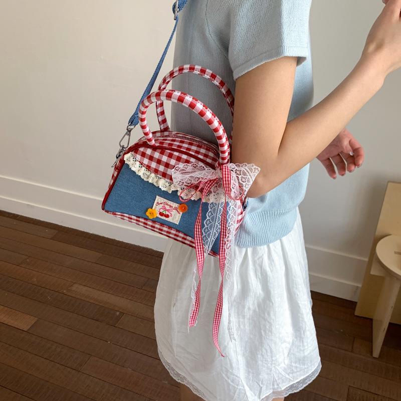 Red Grid Bag Women's 2025 New Summer Fashion College Style Handbag Fresh and Cute Lace Shoulder Messenger Bag