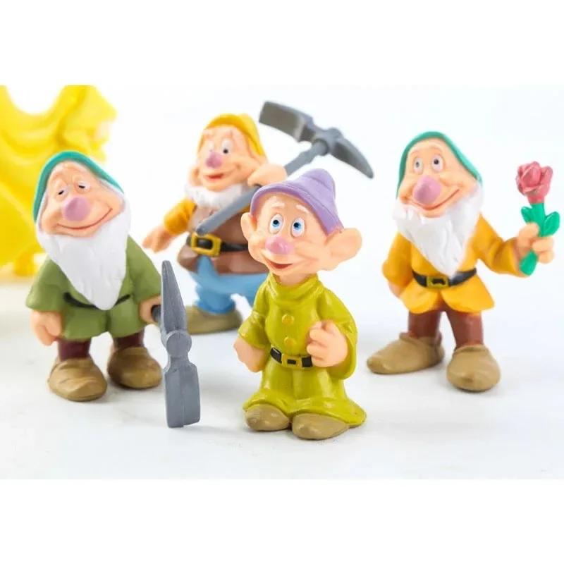 8Pcs/Set Q Vesion Princess Snow White And The Seven Dwarfs Figure Toy Model Dolls Gift For Children Hot Fashion Decor
