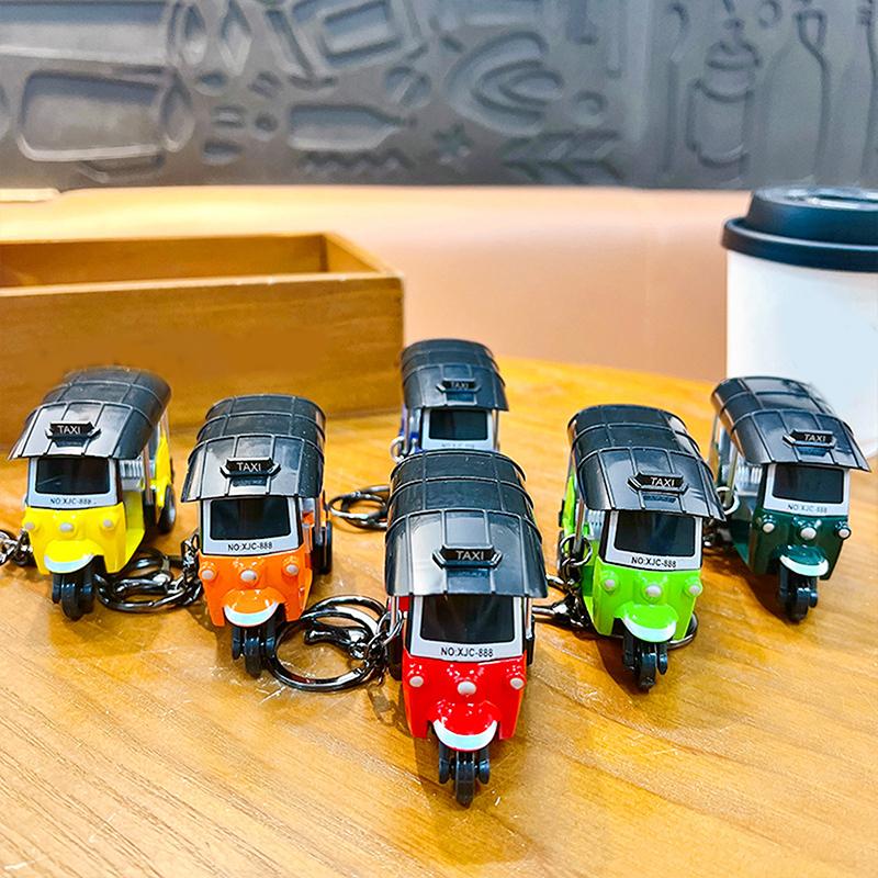 1Pc Three Wheeled Motorcycle Toy Tricycle Retro Simulation Model Keychain Diecast Autorickshaw Car Model Figure Toys For Kids