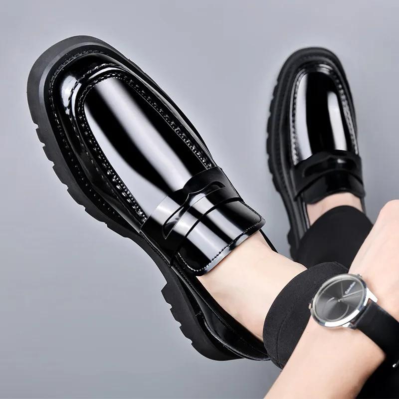 Fashion Designer New Thick Sole Bright Surface Breathable Men's Loafers Fashion Thick Sole British Style Business Leather Man Shoes