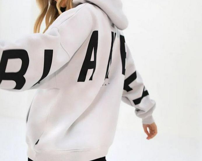 2025 Unisex Bluza z kapturem TK z nadrukiem dużej litery - Modny jesienny styl dla mężczyzn i kobiet