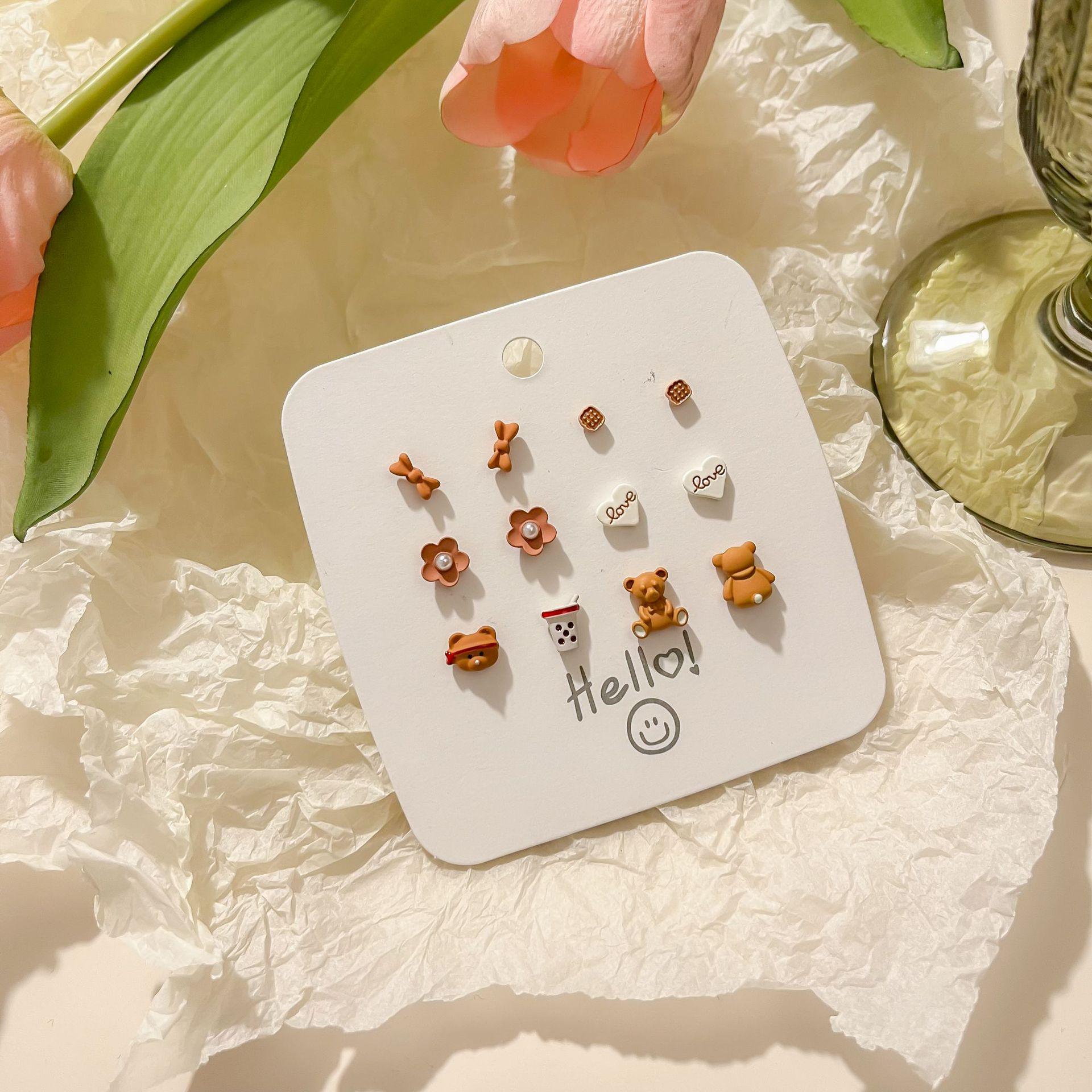 

Летний набор серег-пусет с цветочным дизайном: Милые, Универсальные, Маленькие Серьги для Женщин и Студенток