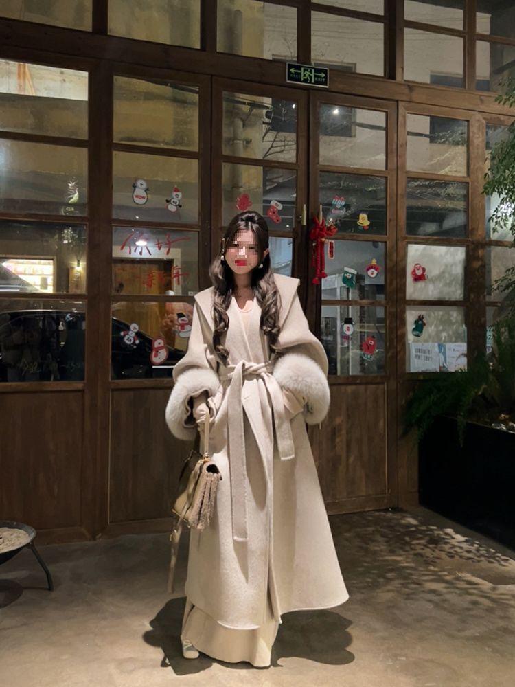 2025 Autumn/Winter Korean Woolen Coat with Fur Sleeves - High-End Petite Long Coat