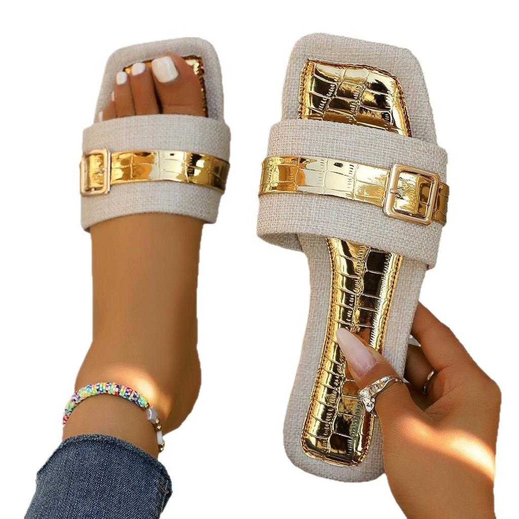 Viereckiger Kopf große Größe Damen Sommer neu Europäische und amerikanische Mode Metallkette Strand coole Hausschuhe