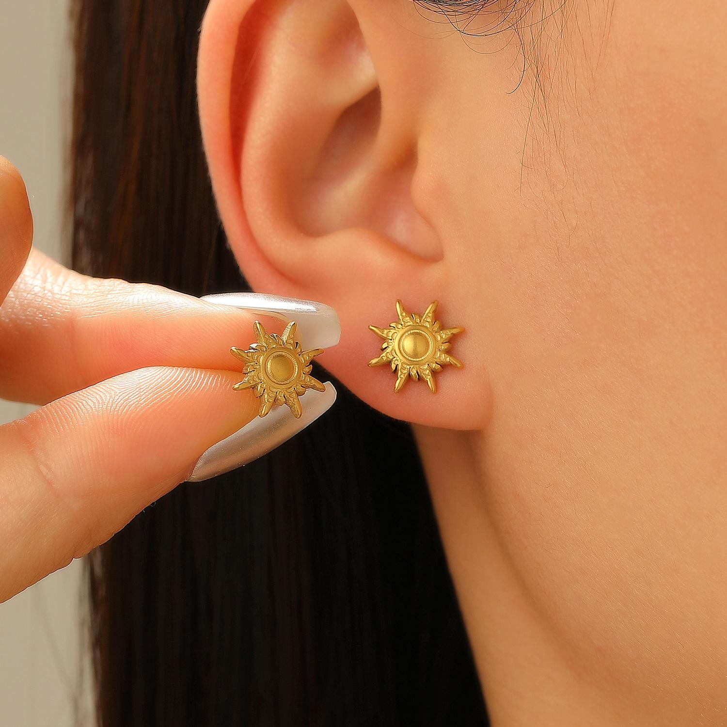 

DIGADAGU Luxury Shrimp Butterfly Simulation Stud Earrings Stainless Steel Exaggerated Earrings Women s Zircon Party Accessories
