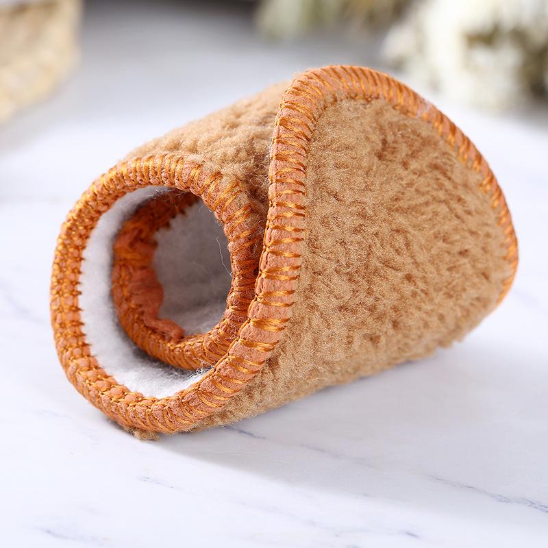 Plush Cashmere Winter Insoles: Soft, Thickened, Breathable, Sweat-Absorbing, Deodorizing, and Dirt-Resistant for Men and Women.