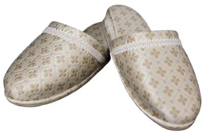Jennifer Taylor Lumina 33077SP Unisex Room Slippers for Beauty Salons and Nail Salons Shoes,