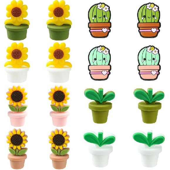 LiQunSweet 15 Pcs 15 Styles Christmas Theme Silicone Beads Santa Claus Tree Socks Snowman Snowflake Beads for DIY Jewelry Keychain Pen Craft