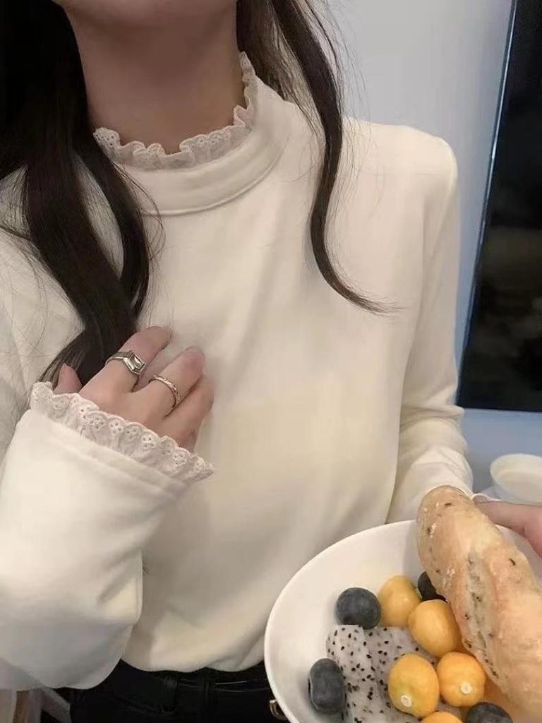 Women's Lace Trim Velvet Turtleneck Long-Sleeve Top for Autumn/Winter 2025