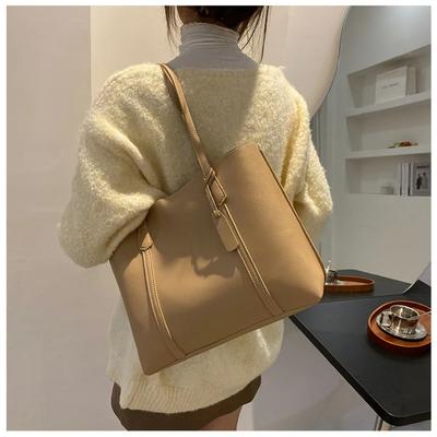 Trendy Minimalist and Large Capacity Soft Leather Tote Bag Casual and Versatile Shoulder Bag
