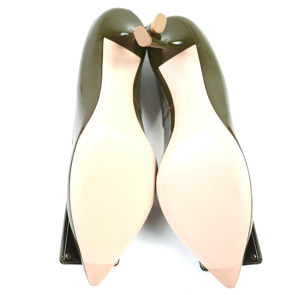 Nienaganne czółenka ROGER VIVIER Viv in the City Szpiczasty nosek khaki Lakierowana skóra 37 Używane