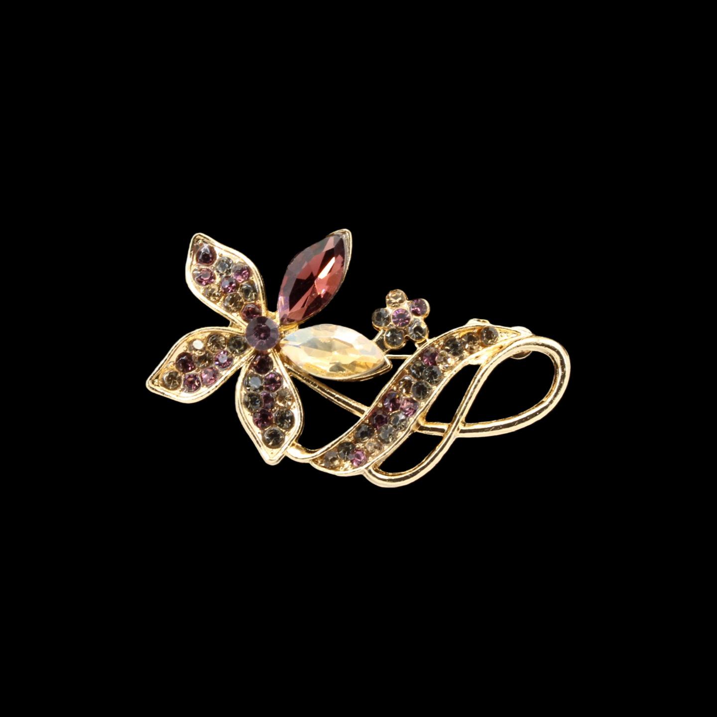 Elegant Crystal Flower Brooch - Luxury Alloy Diamond Corsage for Formal Wear