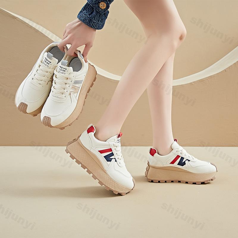 Platform Sneakers Women's Autumn 2026 New Outdoor Non Slip Height Increase Vulcanized Shoes Fashion Lace Up Comfort Casual Shoes