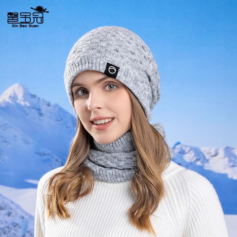 Winter hat, scarf set, women's outdoor cold protection and warmth, knitted hat, fleece ear protector, pullover, wool hat.