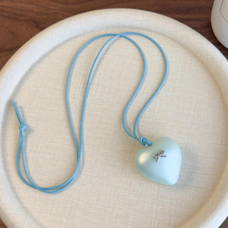 Acrylic Heart Pendant Necklace with Bowknot Fashionable Neckpiece Party Jewelry for Women Date Night Accessories