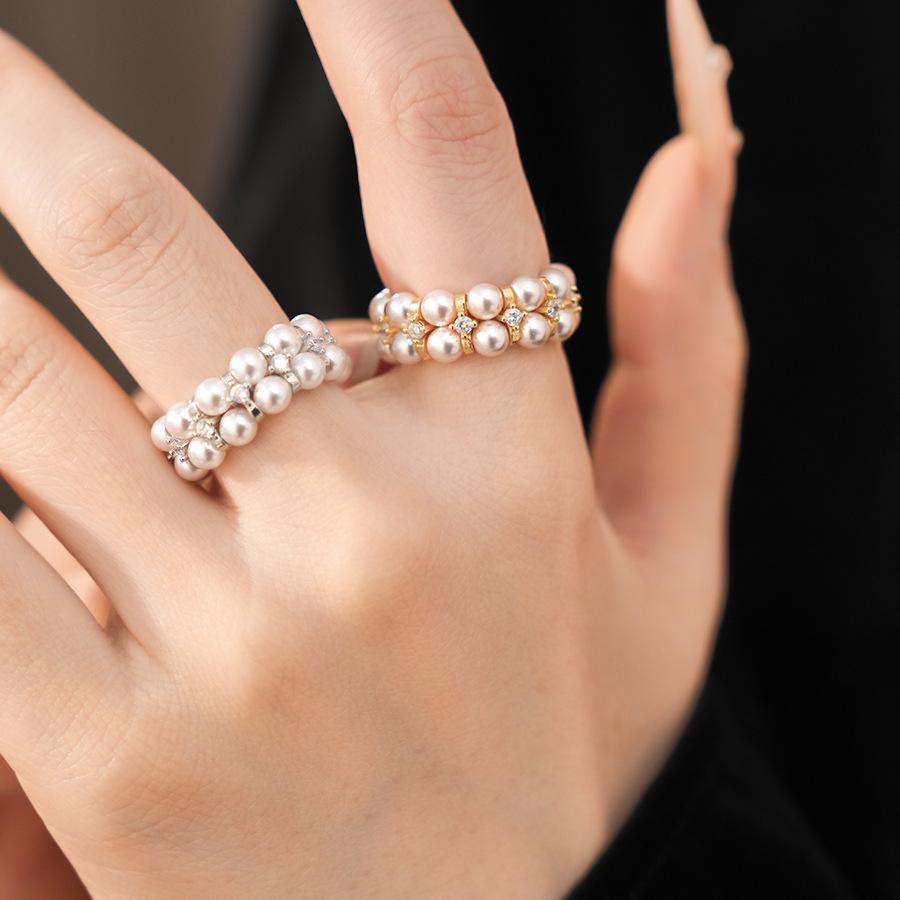 Cluster Starry 18k Gold Plated Zircon Pearl Ring - Fashionable Luxury Jewelry for Women