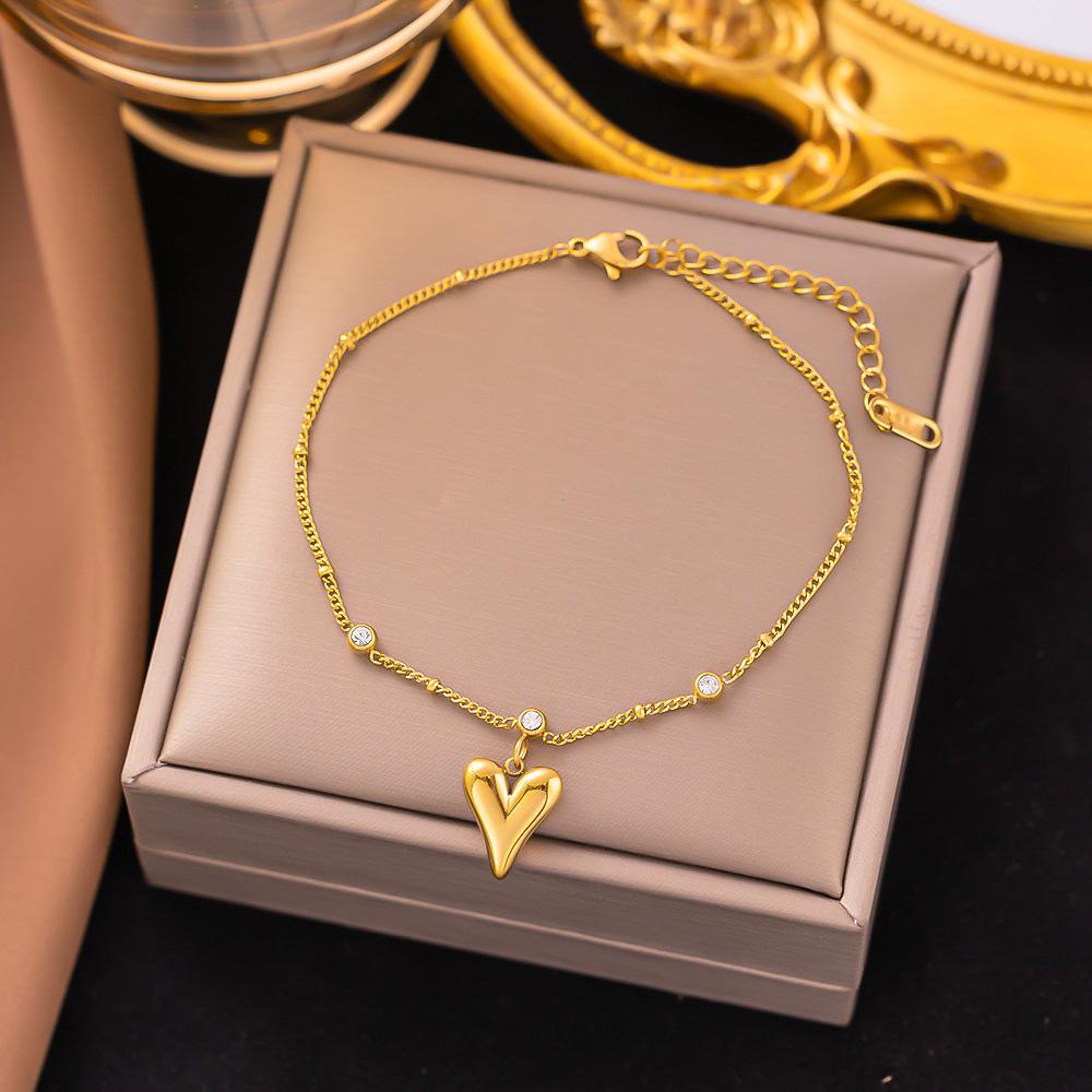 Simple And Elegant Heart Pendant Collarbone Necklace Minimalist Luxury Titanium Steel Chain Women Summer Jewelry