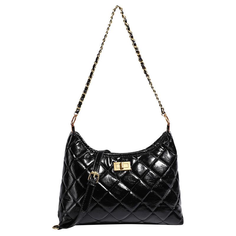 Underarm bag large capacity new niche diamond chain bag fashionable shoulder messenger bag