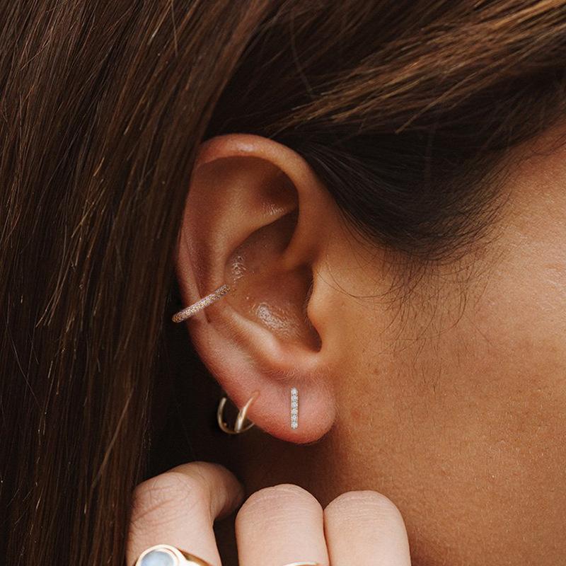 Fenny Fashion 925 Sterling Silver Versatile Diamond Pave Bar Piercing Stud Earring for Women Europe and America Hot Sell Jewelry