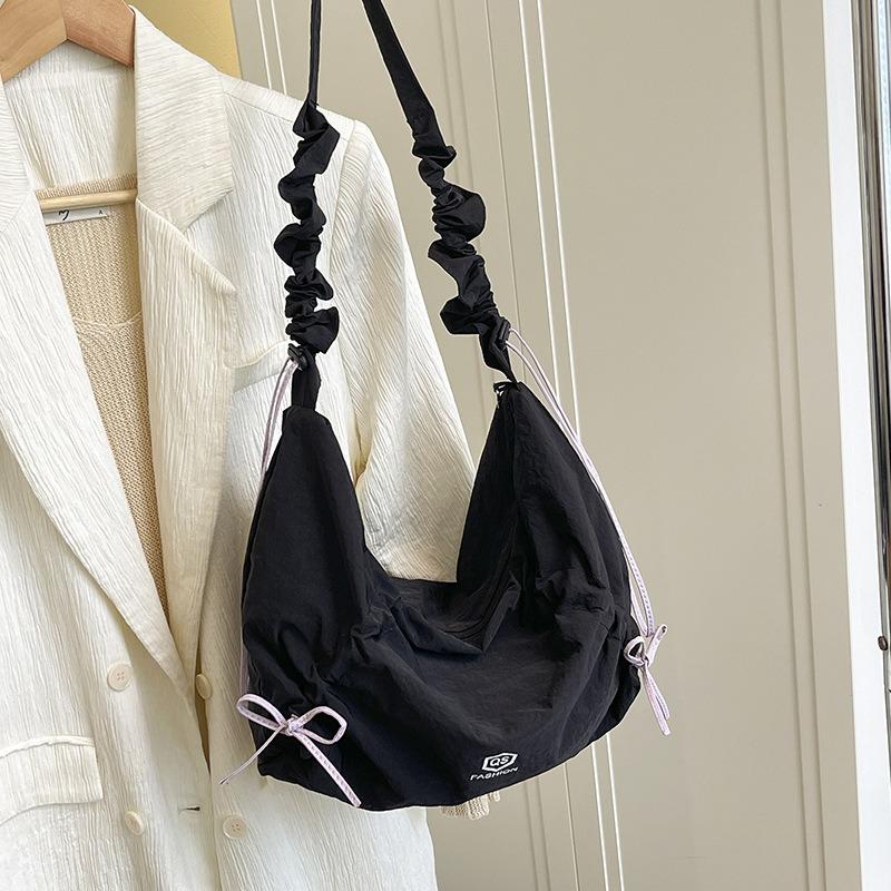 

Flower dumpling bag student dopamine color matching drawstring shoulder bag class commuter underarm tote bag