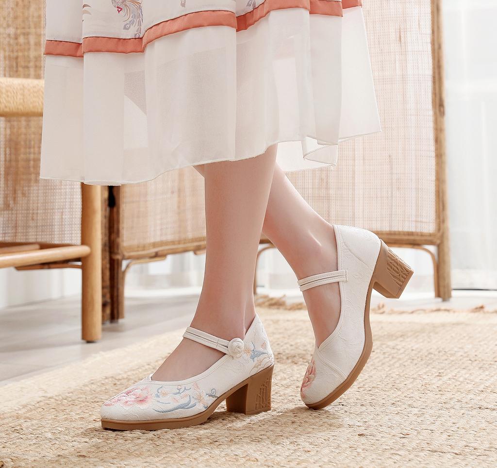 High Heels Women's Shoes Square Heel Light Mouth Round Head Embroidery Sexy and Thin Nightclub Single Shoes Wedding Shoes