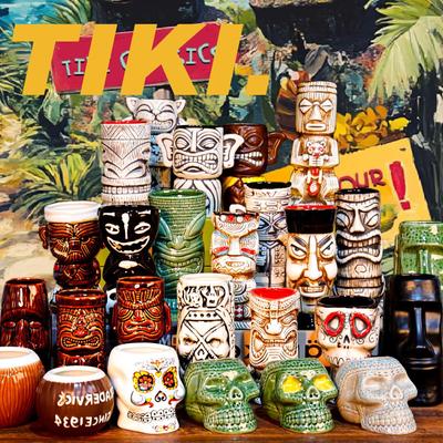 Hawaiianisches Tiki-Zombie-Schädel-Keramik-Cocktailglas