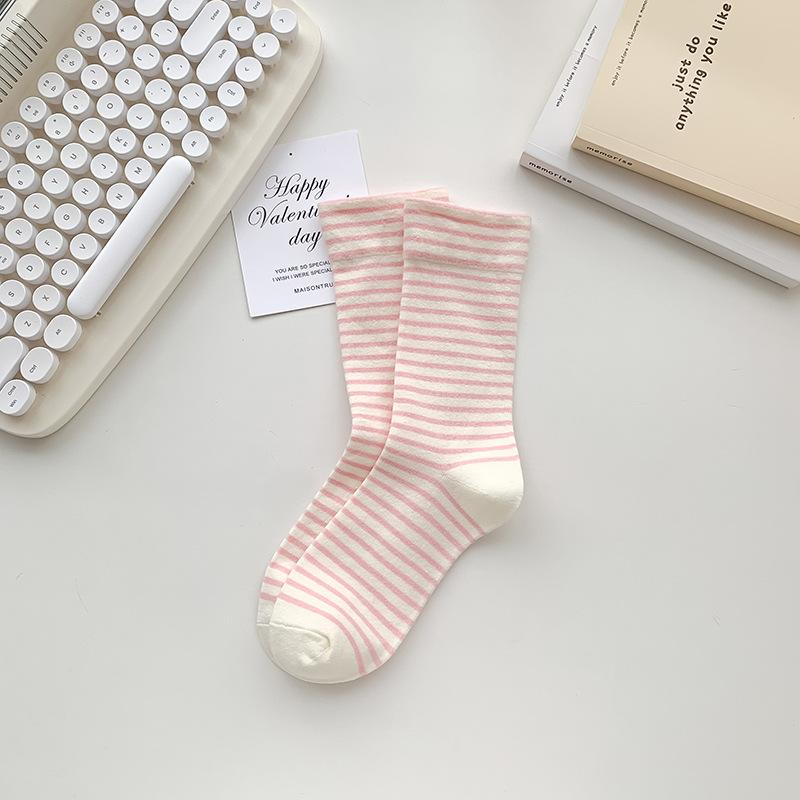 Boneless Socks for Women, Spring and Autumn Mid-calf Socks, Cotton Yarn Loose Pile Socks, Postpartum Women's Loose-fitting Confinement Socks